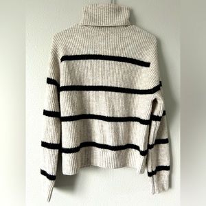 H&M turtleneck knit